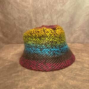 Vintage Y2K D&Y Rainbow Knit Bucket Hat Multicolor Ombre Retro 90s Streetwear